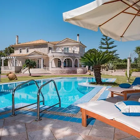 Rodami Artisan Manor Villa *