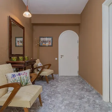 Rodami Artisan Manor *