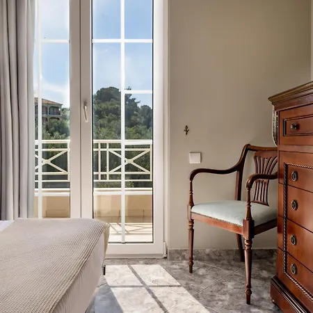 Rodami Artisan Manor Villa