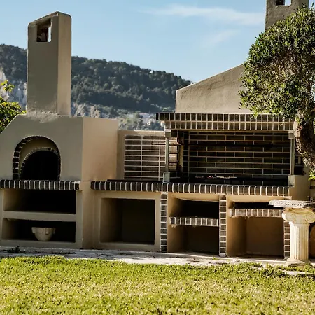Rodami Artisan Manor
