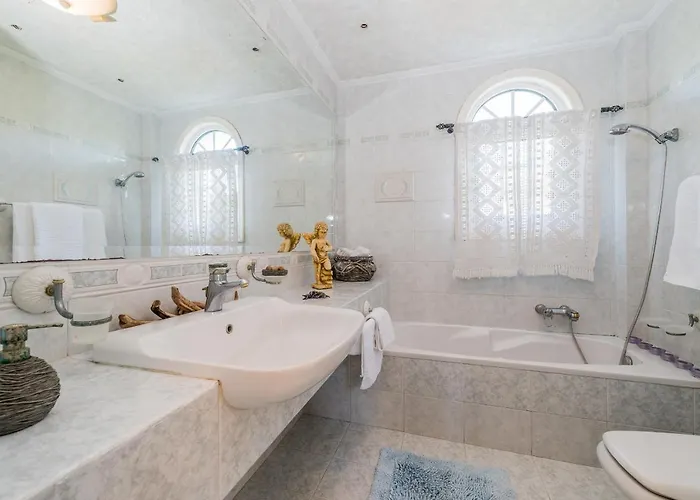 וילה Rodami Artisan Manor