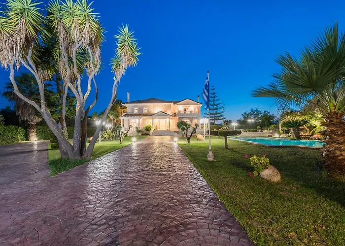 Rodami Artisan Manor וילה