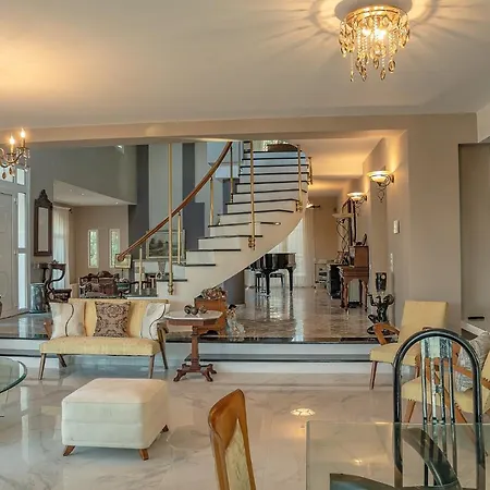 Rodami Artisan Manor Vila