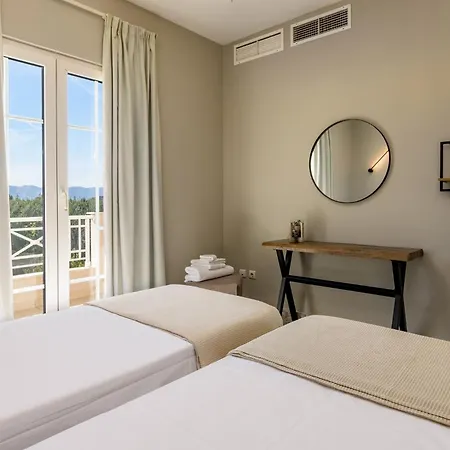 Rodami Artisan Manor