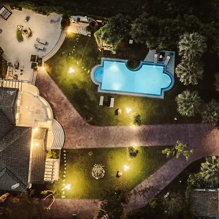 Rodami Artisan Manor Villa